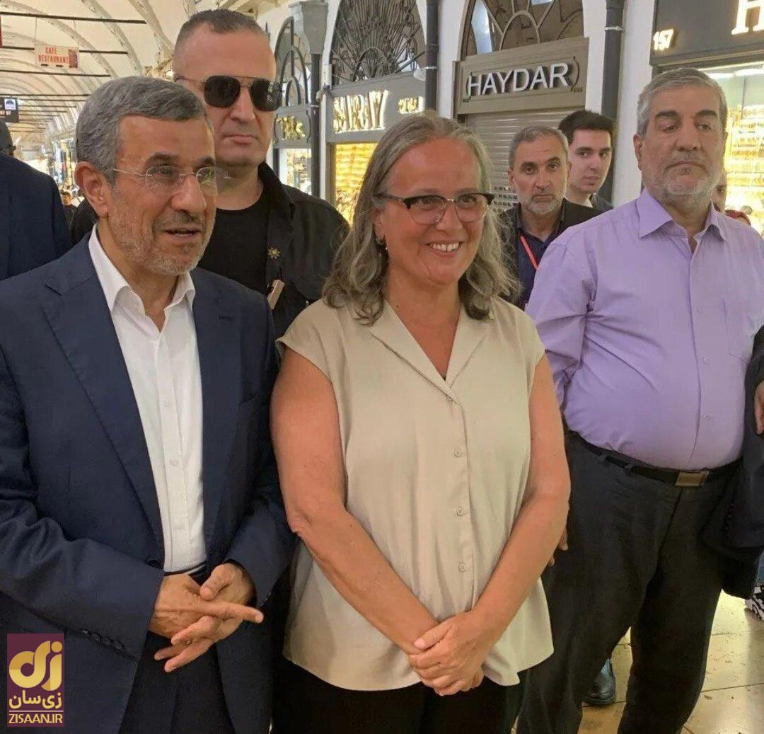 پشت پرده سفر احمدی‌نژاد به ترکیه؛ چرا احمدی‌نژاد با زنان نیمه‌برهنه عکس گرفت؟ 