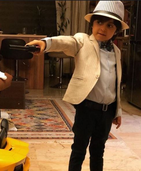 ویدئو| خونه زندگی زیبا و شیک رایان سرلک، دارای سریال در انتهای شب