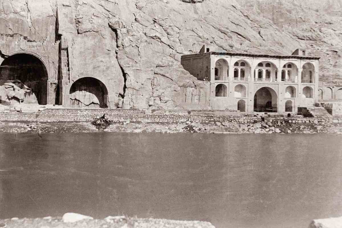 عکس| طاق بستان کرمانشاه در عصر قاجار