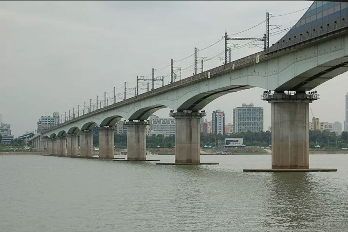  افزایش خودکشی مردان در رودخانه هان؛ زنان مقصرند؟!