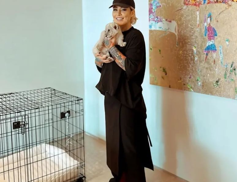 تصاویر | عکسهای بارونکردنی از تغییر چهره سحر قریشی در آمریکا تصاویر | عکسهای بارونکردنی از تغییر چهره سحر قریشی در آمریکا