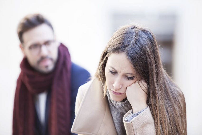 دلیل خیانت زن به مرد را می‌دانید؟ ۱۲ عاملی که باعث می‌شود یک زن متعهد نماند