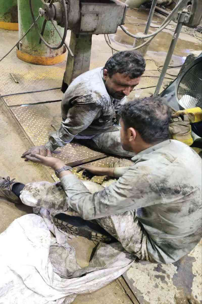 متخصصانی که برای آسایش مردم تا جهنم رفتند متخصصانی که برای آسایش مردم تا جهنم رفتند