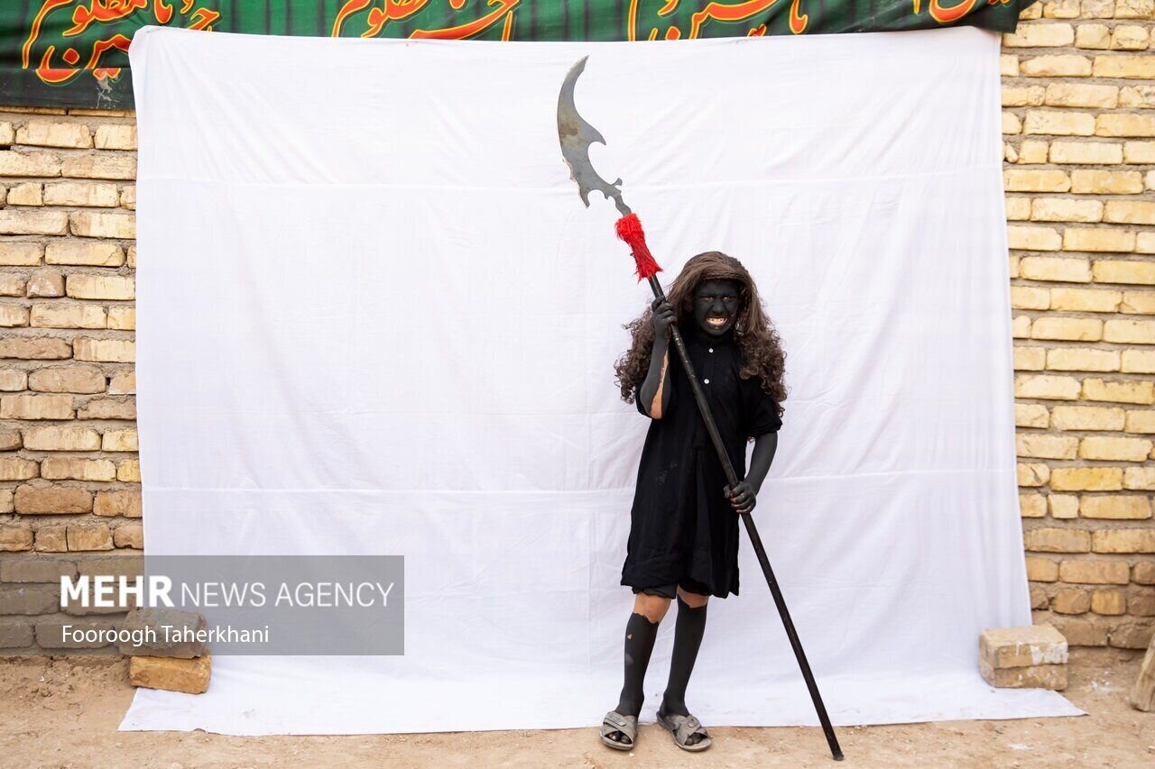تصاویر | کاروان نمادین لشکر جن‌ها در نوش آباد کاشان!