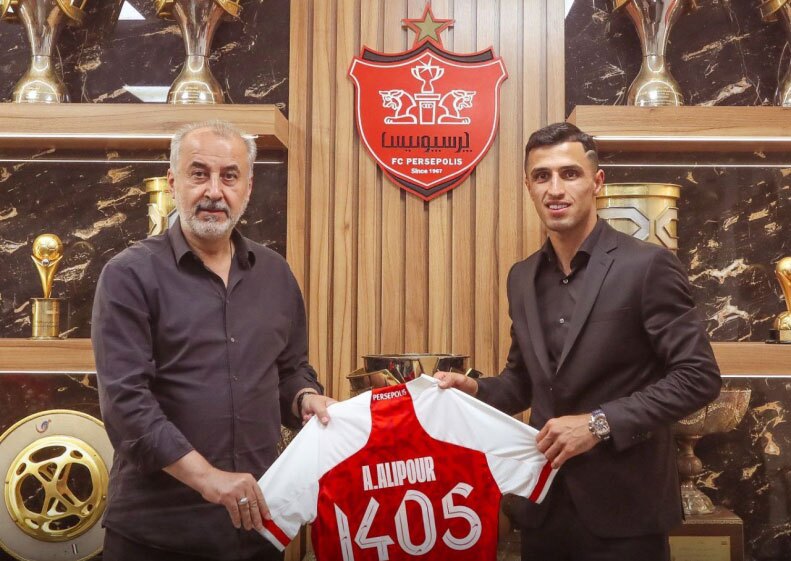 عکس | بازگشت علی علیپور به پرسپولیس