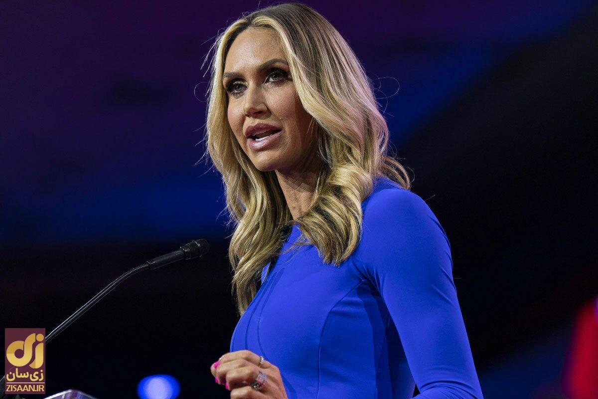لارا ترامپ در یک لباس آبی