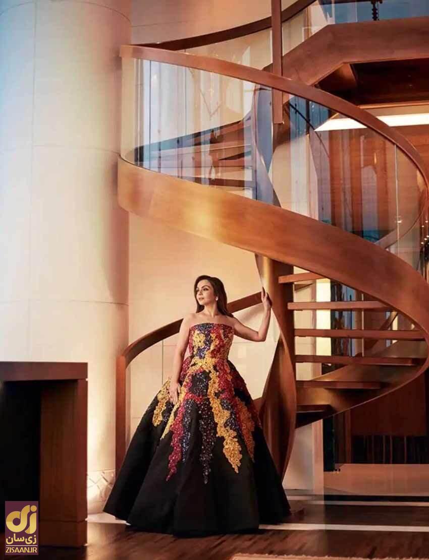 گشت‌وگذاری در آنتیلیا (Antilia) خانه موکش آمبانی؛ از گاراژ شش طبقه تا باغ معلق!