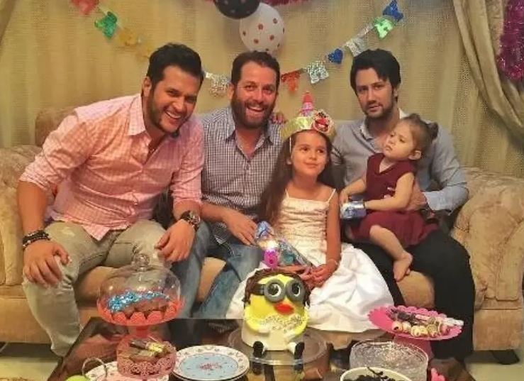 عکسی جالب از جشن تولد دختر آقای بازیگر با حضور شاهرخ استخری