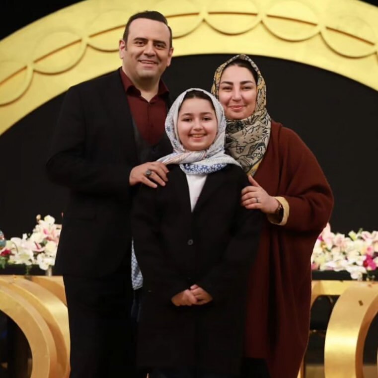 عکس| دختر حاتمی‌کیا همسر این مجری مشهور صداوسیماست