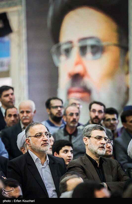 زاکانی و قاضی زاده شکار دوربین عکاسان شدند / همنشینی فقط چند ساعت بعد از انصراف زاکانی و قاضی زاده شکار دوربین عکاسان شدند / همنشینی فقط چند ساعت بعد از انصراف