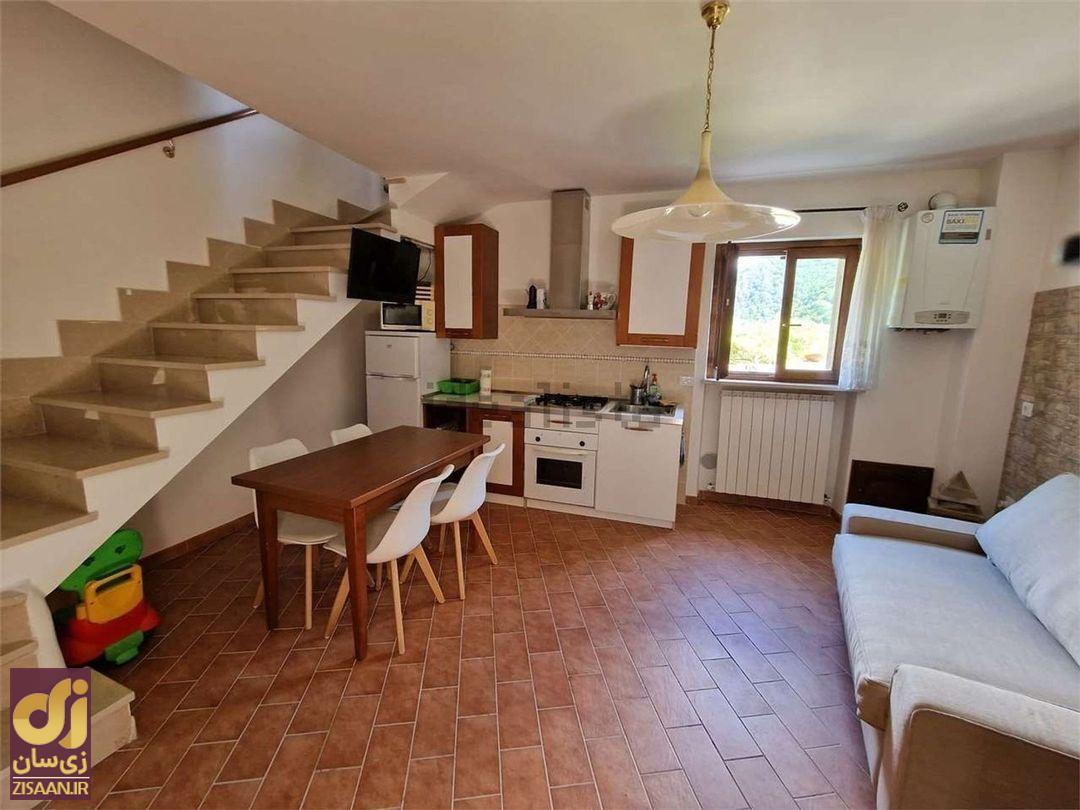 با پول یک ماشین چینی در ایران، این خانه دو طبقه در ایتالیا را بخرید!