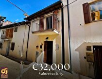 با پول یک ماشین چینی در ایران، این خانه دو طبقه در ایتالیا را بخرید!