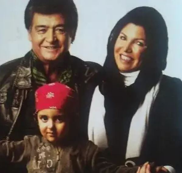 بیوگرافی فرشته میرهاشمی؛ همسر اول رضا رویگری