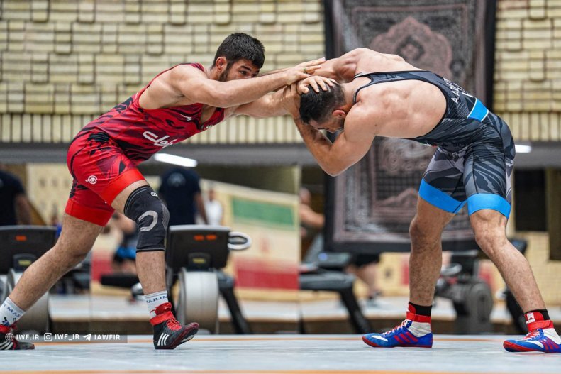 عکس| ستارههای کشتی آزاد آماده سفر به پاریس عکس| ستارههای کشتی آزاد آماده سفر به پاریس