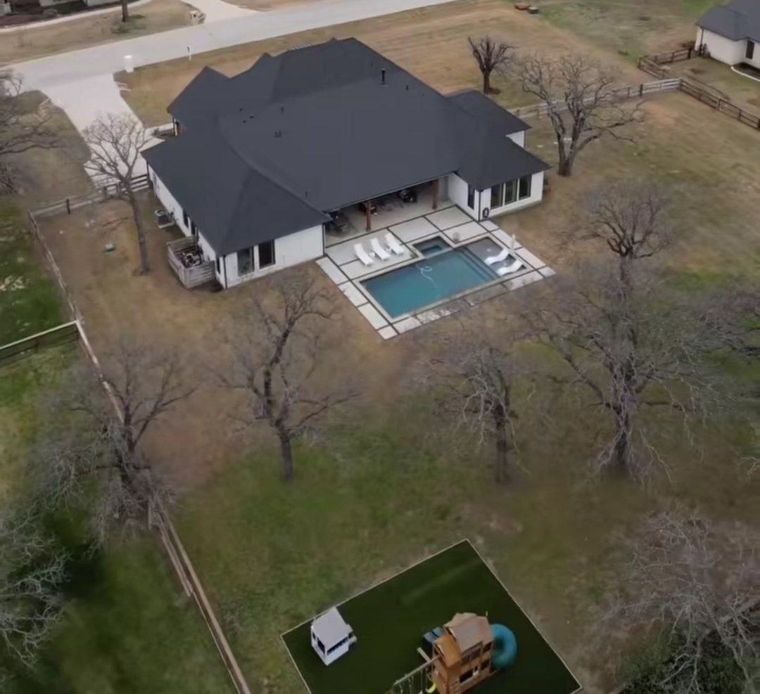 خانه ۱۸ میلیاردی در آمریکا که مایه حسرت کاربران ایرانی شد!