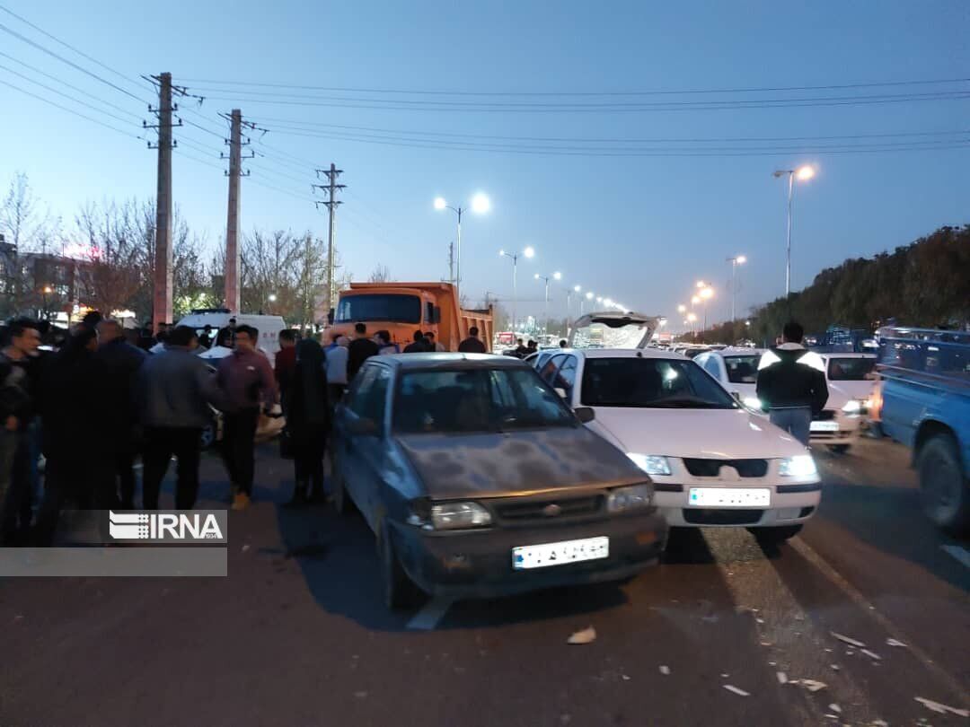 تصادف زنجیره‌ای ۱۹ خودرو در مازندران پنج مصدوم برجا گذاشت