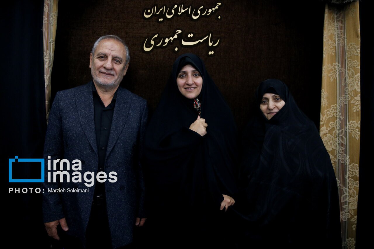 عکس| تصویری جالب از تنها زن کابینه مسعود پزشکیان