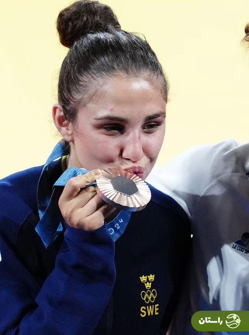 «تارا بابالفتح»؛ پرچمدار کاروان سوئد و دختر قهرمان کُشتی ایرانی کیست؟ «تارا بابالفتح»؛ پرچمدار کاروان سوئد و دختر قهرمان کُشتی ایرانی کیست؟