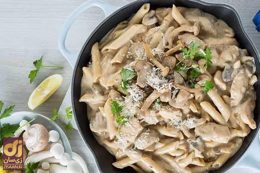 طرز تهیه پاستا مرغ و قارچ به روش کافه‌های گران‌قیمت!