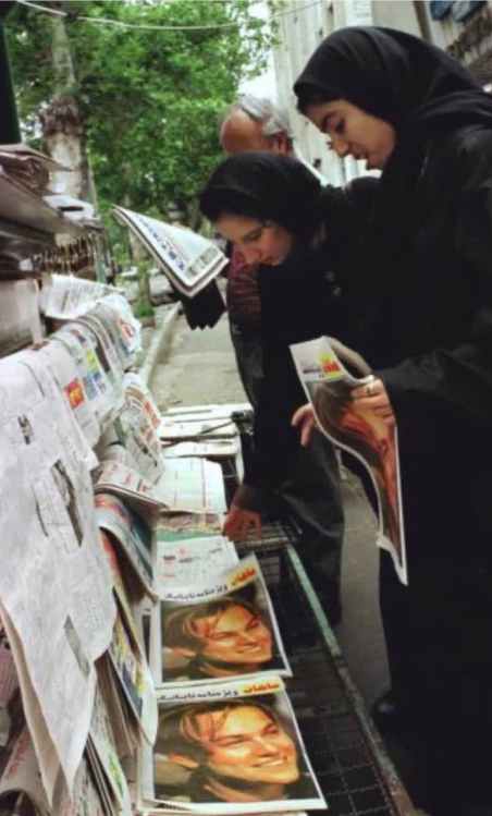 مرثیه‌ای برای دکه‌های دیروز؛ من بودم و نیکی کریمی و پورعرب، نوشابه و کیک هم بود