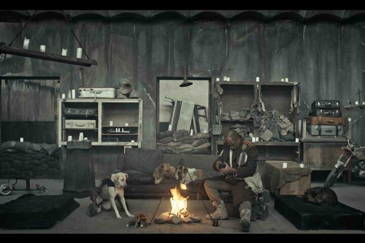 گریم عجیب بازیگر پوست شیر در یک فیلم جهنمی گریم عجیب بازیگر پوست شیر در یک فیلم جهنمی