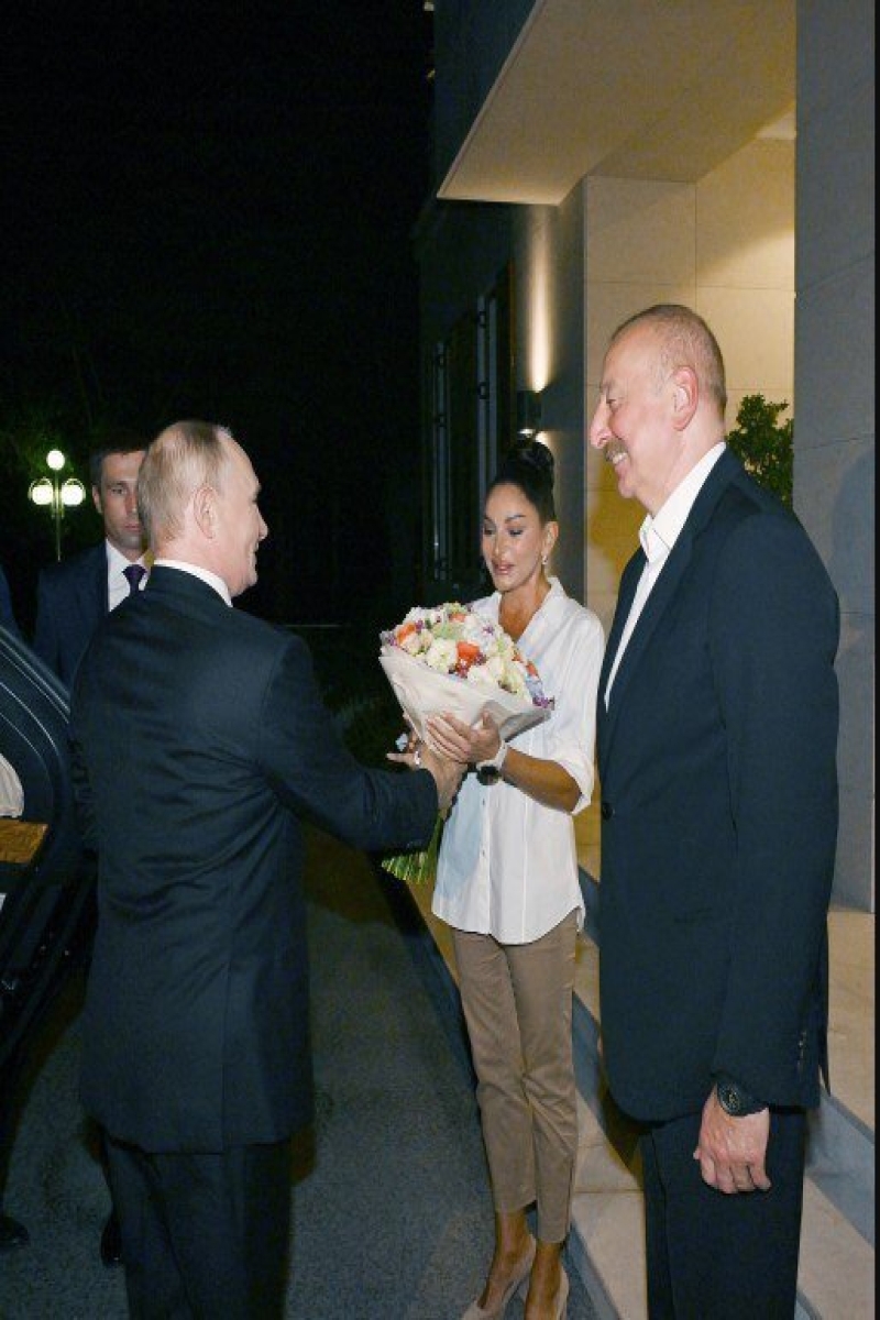 حضور پوتین در اقامتگاه شخصی علیاف حضور پوتین در اقامتگاه شخصی علیاف