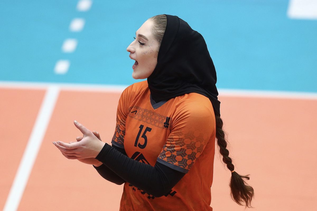 آیتک سلامت ورزشکار ایرانی رقیب زهرا گونش کیست؟