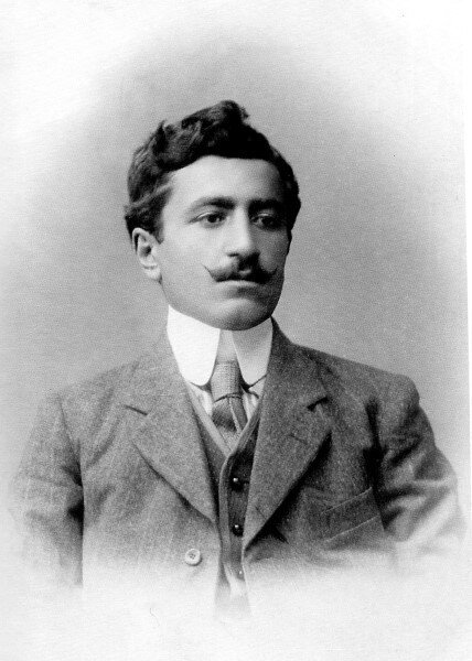 «قصاب تهران» کشته شد «قصاب تهران» کشته شد