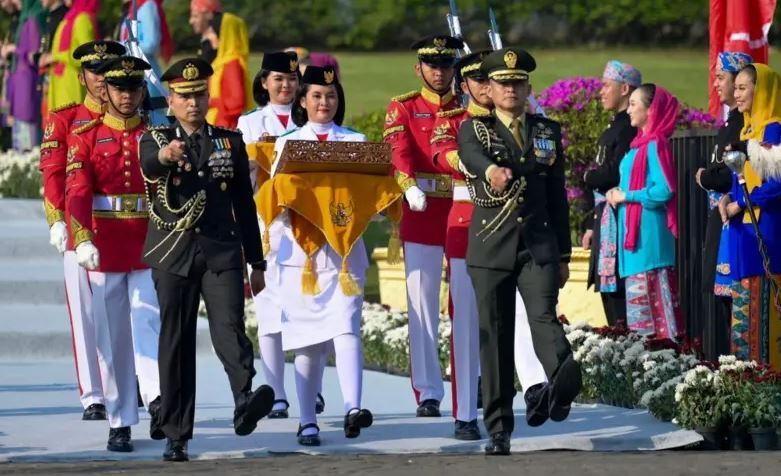 چگونه اندونزی پایتخت خود را به کلان شهری در جنگل منتقل می‌کند؟