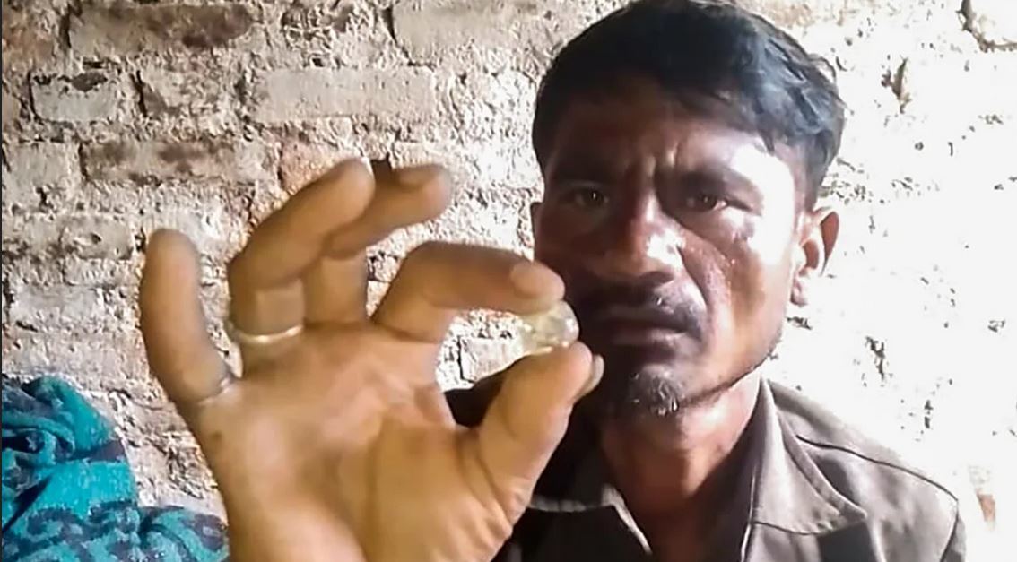 کشف یک الماس گرانبها زندگی کارگر فقیر هندی را دگرگون کرد