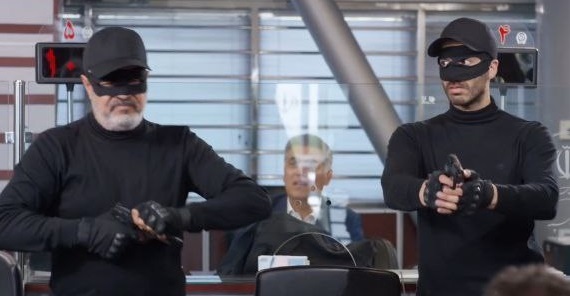 عکس| سعید آقاخانی در نقش یک سارق بانک بازگشت عکس| سعید آقاخانی در نقش یک سارق بانک بازگشت