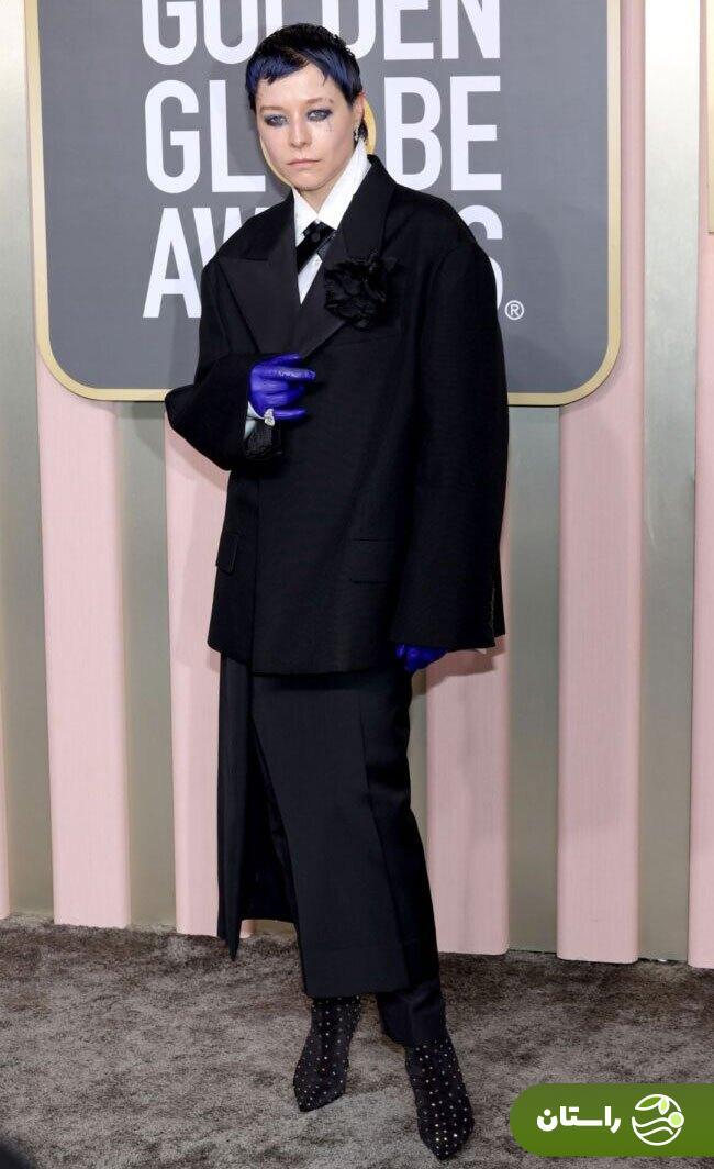 (تصاویر) لباس‌های عجیب، اما دارسی (Emma D'Arcy) بازیگر نقش رینیرا خاندان اژدها؛ از دندان طلا تا شکستن مرز‌ها