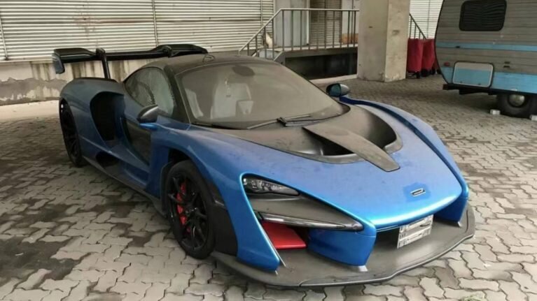 تصاویر | چرا خودرو‌های لوکس در دبی خاک می‌خورند؟