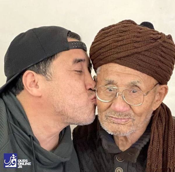 پدر خداداد عزیزی از دنیا رفت