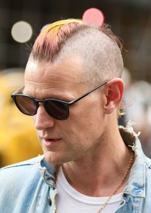 عکس |  بازیگر جنجالی با مدل‌ موهای جدیدش هواداران را شوکه کرد!