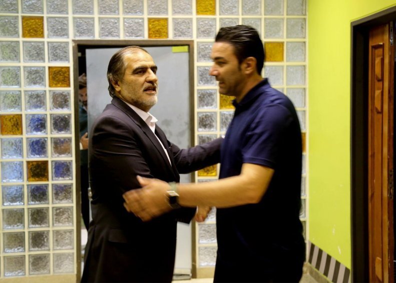 پایان پرونده جدایی نکونام؛ حمایت قاطع هلدینگ از جواد پایان پرونده جدایی نکونام؛ حمایت قاطع هلدینگ از جواد