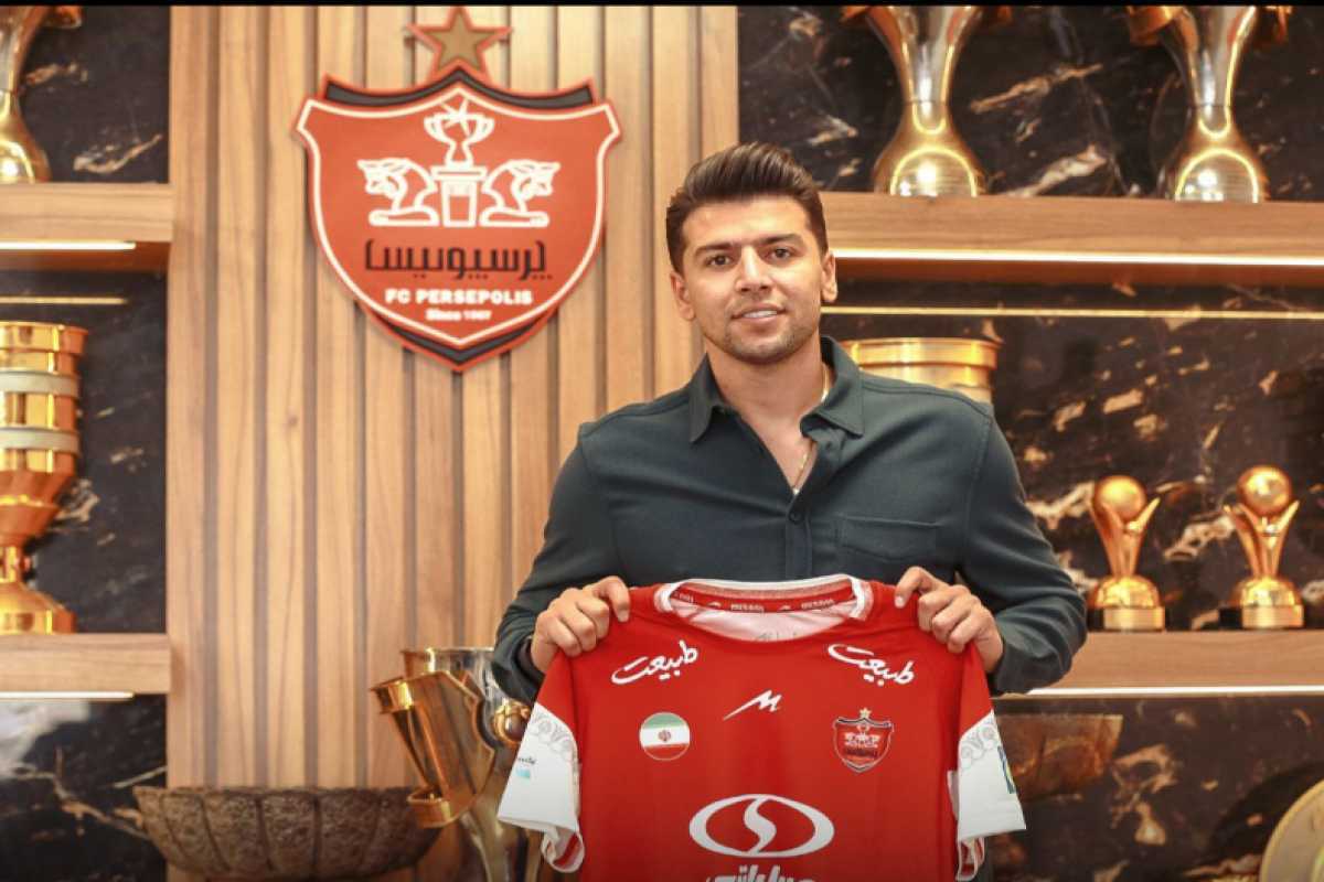 لباس رامین بر تن سعید مهری لباس رامین بر تن سعید مهری