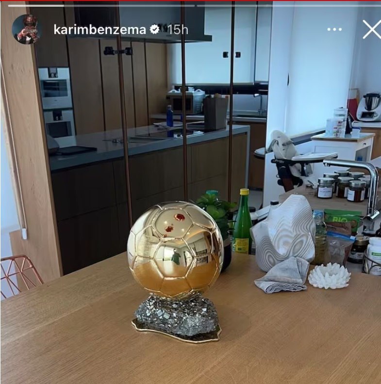 بنزما پاسخ رونالدو و امباپه را داد! بنزما پاسخ رونالدو و امباپه را داد!