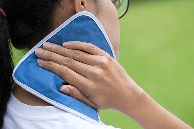 از بین بردن سریع کبودی گردن | برای محو اثرات کبودی گردن زود دست به کار شوید! از بین بردن سریع کبودی گردن | برای محو اثرات کبودی گردن زود دست به کار شوید!