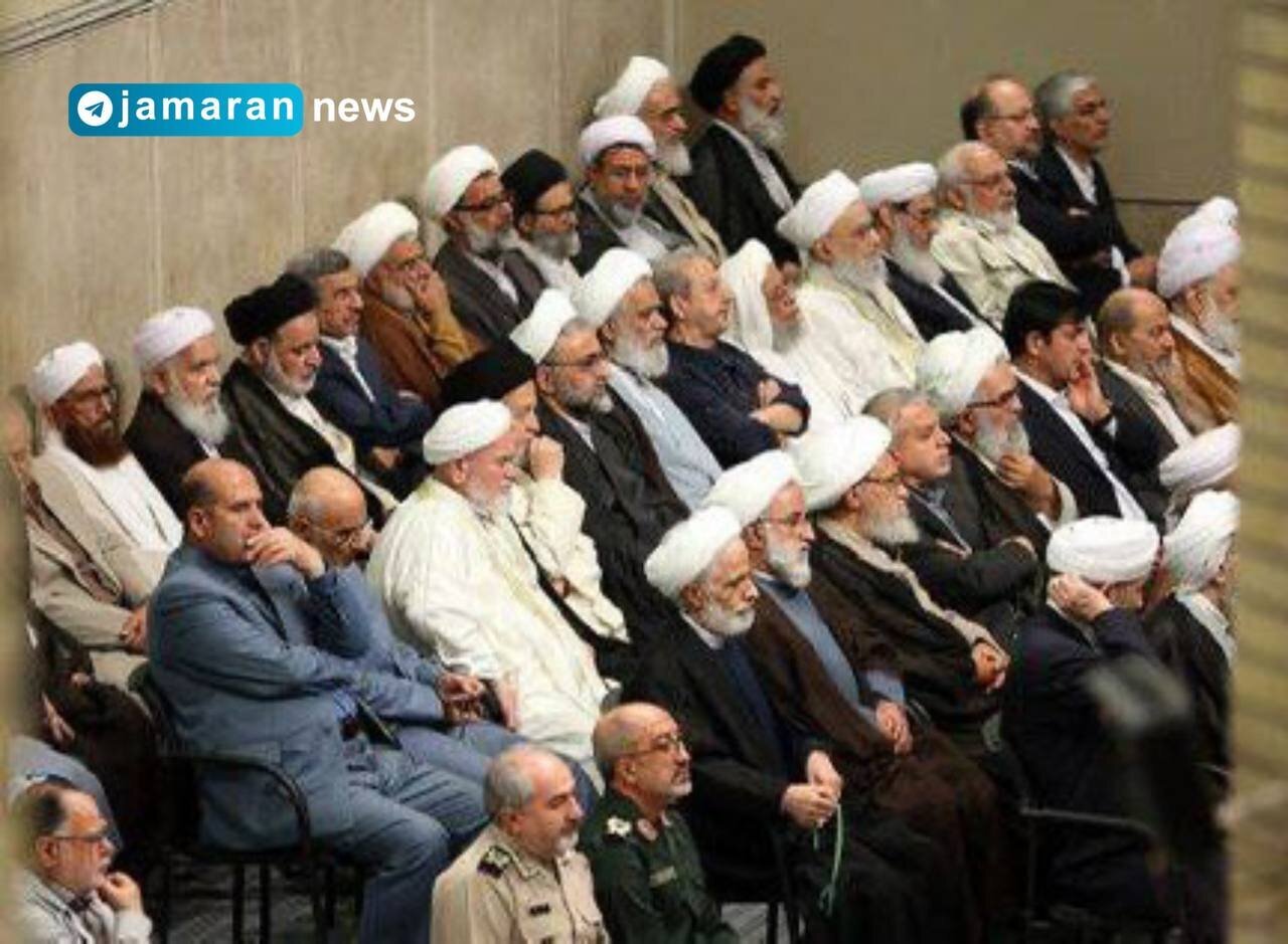 تصاویر | عکسی خاص از محمود احمدی نژاد در دیدار با رهبری