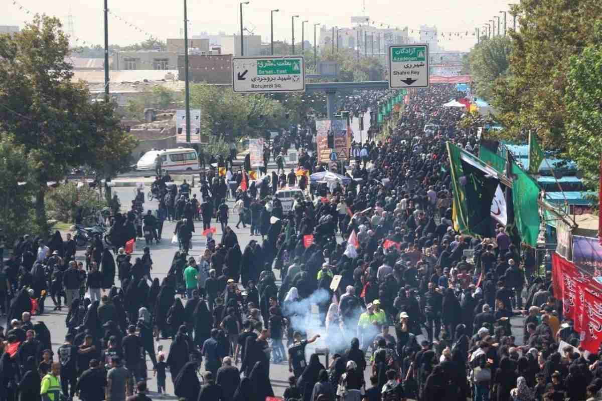 محمدباقر قالیباف در راهپیمایی جاماندگان اربعین حسینی