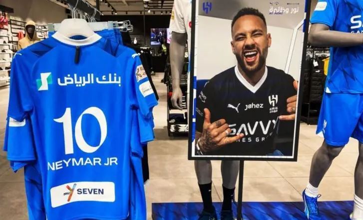 از هزینه‌های هنگفت لیگ فوتبال عربستان چه می‌دانیم؟