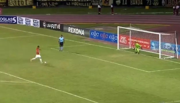 دیده نشده در تاریخ فوتبال: خراب کردن عمدی پنالتی‌ها