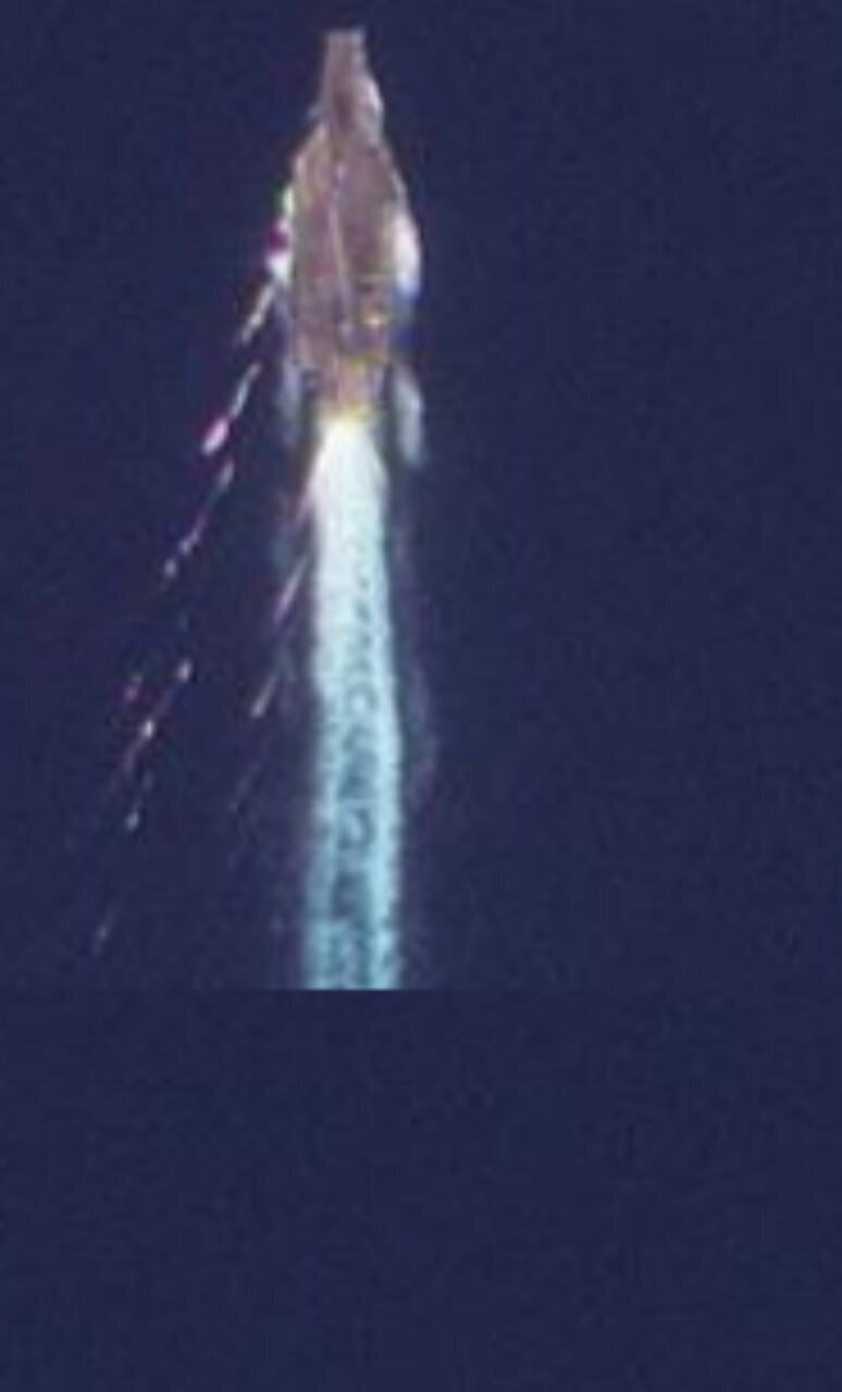 تصاویر | اولین عکس‌ها از ورود دو ناو هواپیمابر آمریکا به خلیج فارس