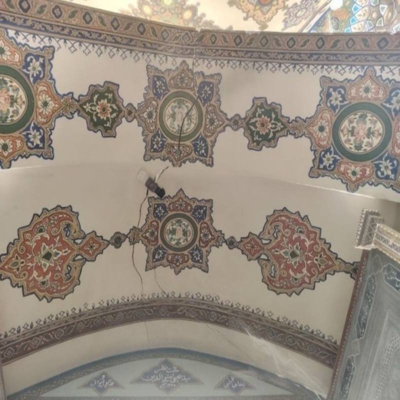 گنبد امامزاده عبدالله شهرری ترک خورد گنبد امامزاده عبدالله شهرری ترک خورد