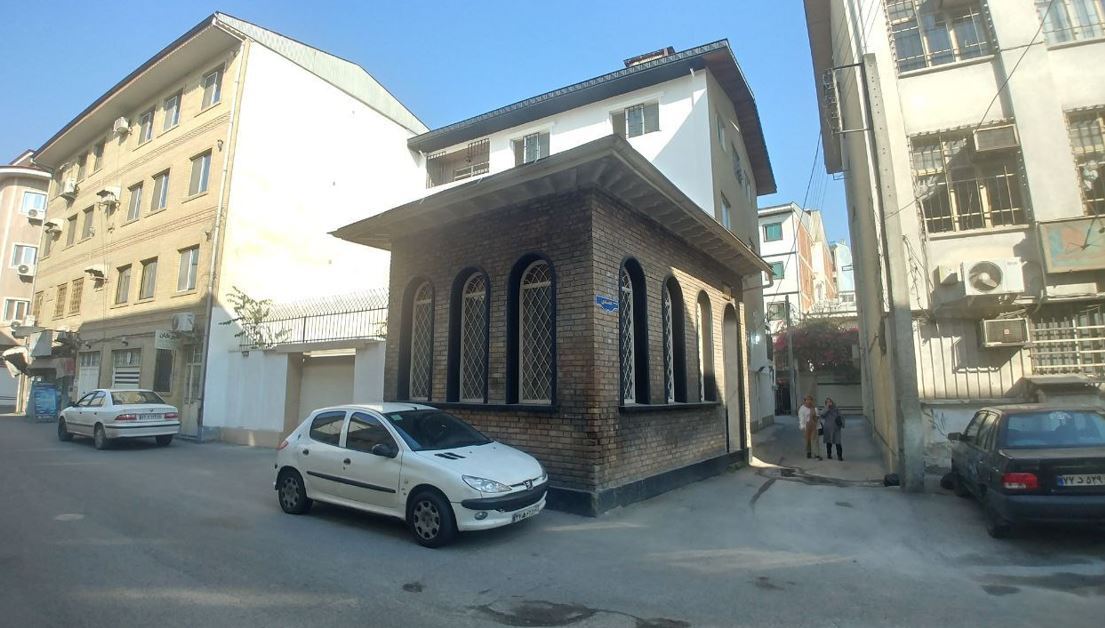 مرگ تدریجی آرامگاه بنیان‌گذار ایران‌شناسی