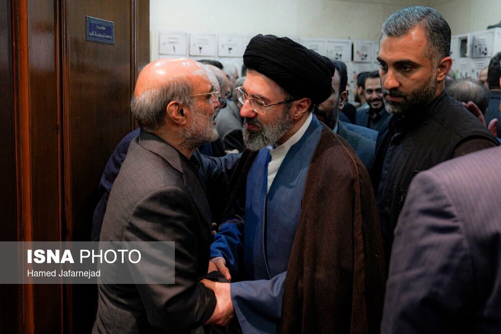 تصاویر تازه از فرزند رهبر انقلاب در یک مراسم