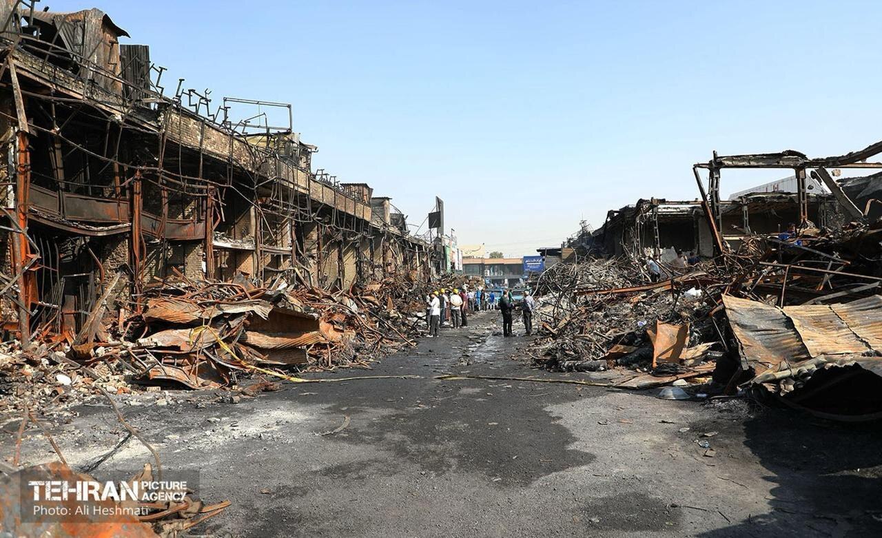 تصاویری دردناک از بازار آهن شادآباد پس از آتش‌سوزی