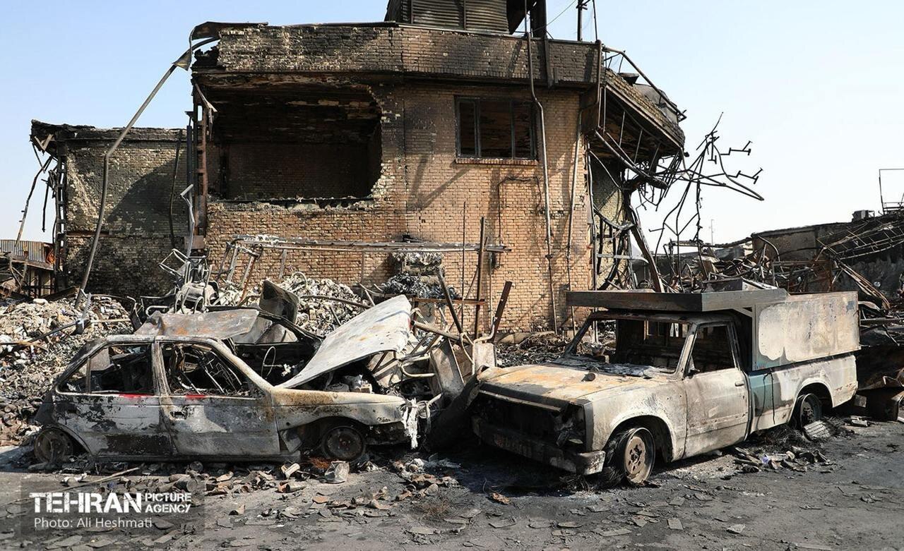 تصاویری دردناک از بازار آهن شادآباد پس از آتش‌سوزی