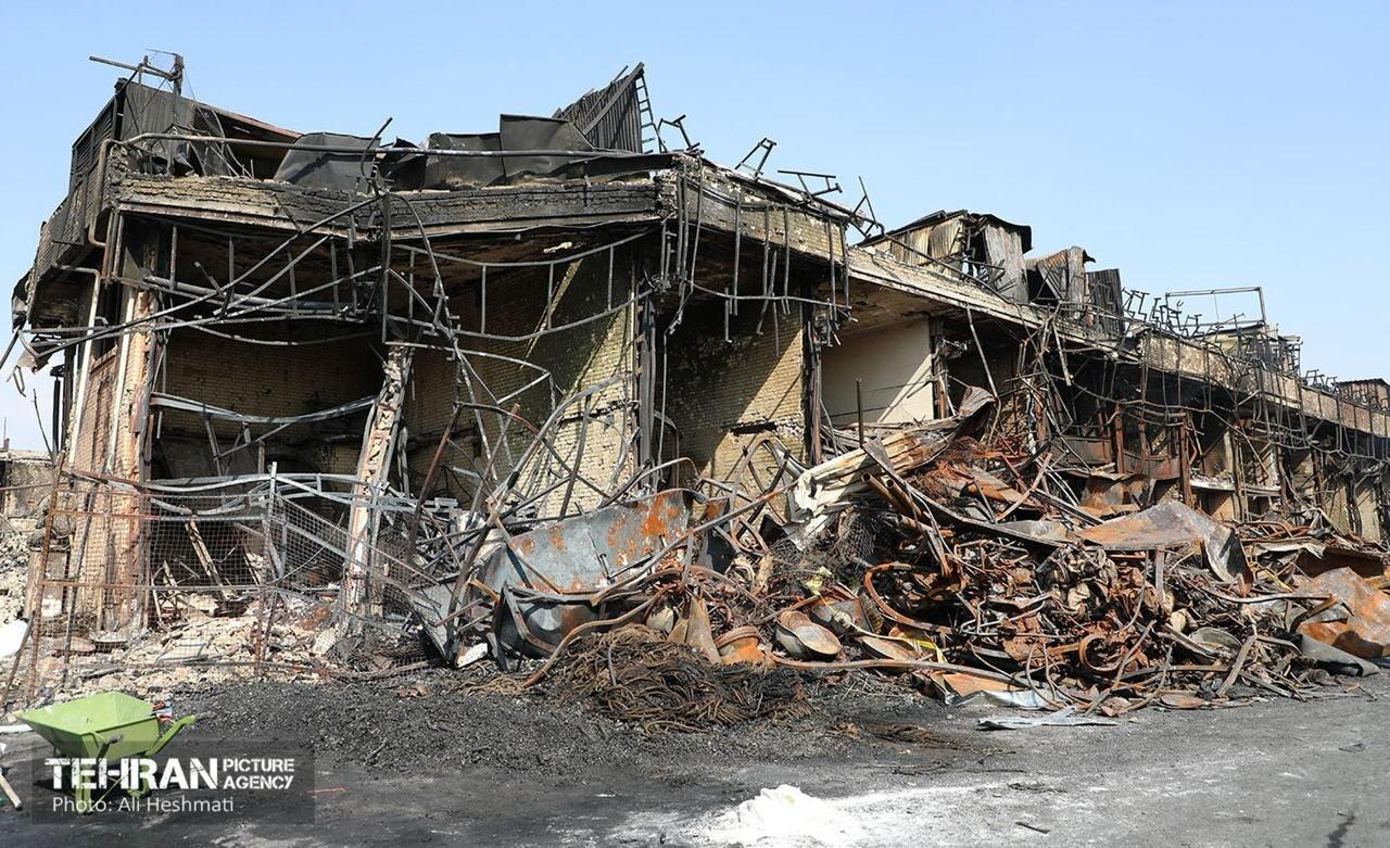 تصاویری دردناک از بازار آهن شادآباد پس از آتش‌سوزی